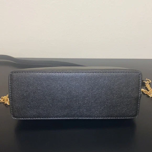 Crossbody Bag - Picture 3 of 4